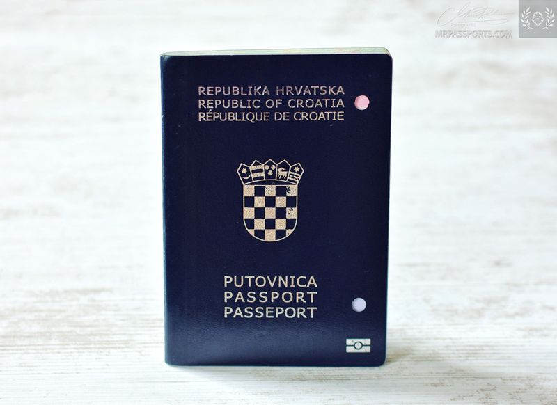 Croatia, 2010-2020 biometric passport / e-passport, given at Sarajevo, BIH