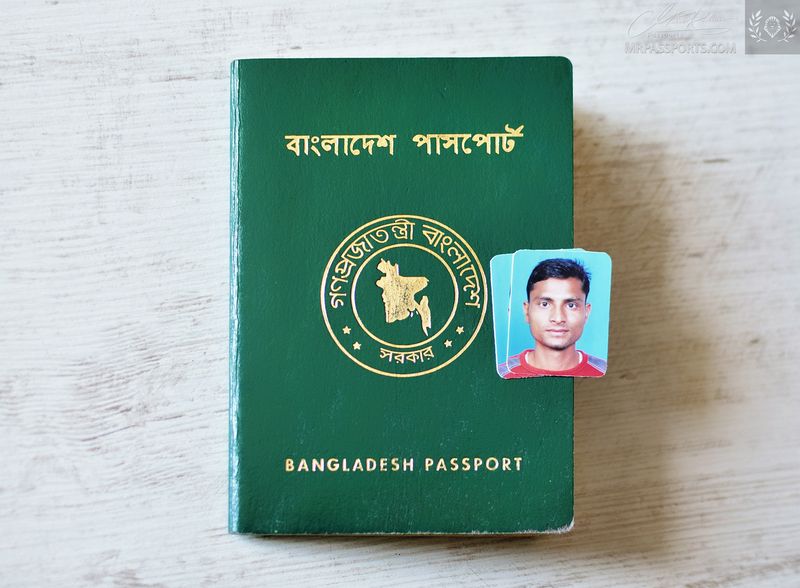 Bangladesh 2007-2017 passport w/ Maldives work visa