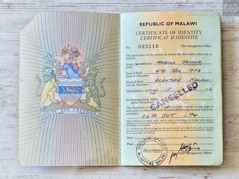 Malawi, 1993-1994 Certificate of Identity (as passport)