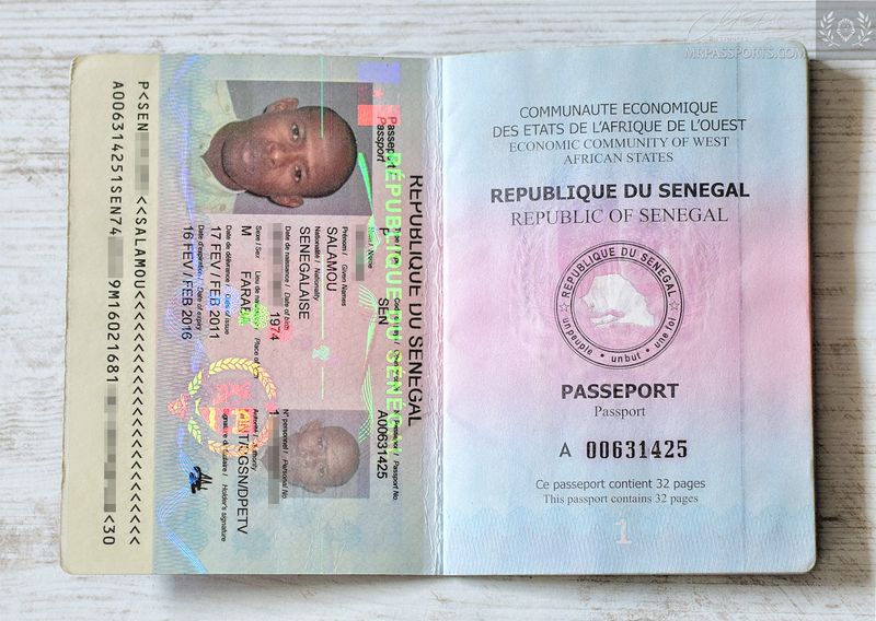 Senegal, 2011-2016 biometric passport / e-passport - ECOWAS