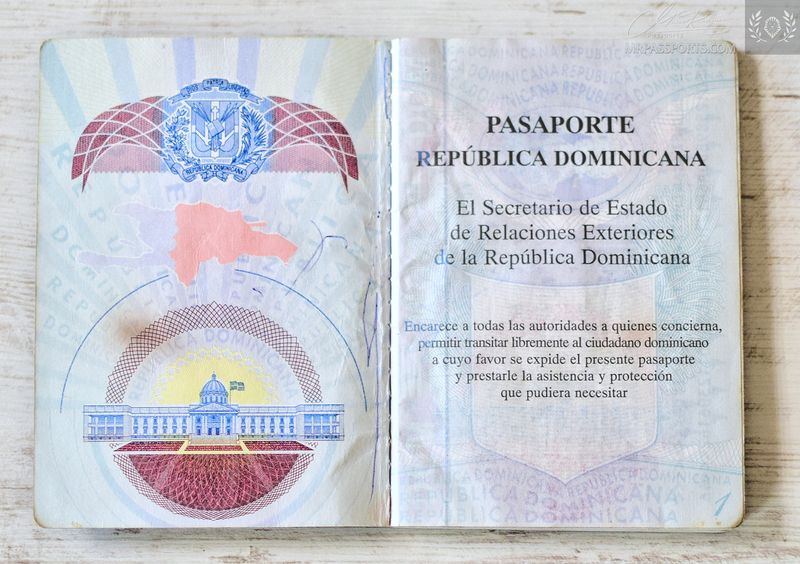 Dominican Republic 2005-2011 passport