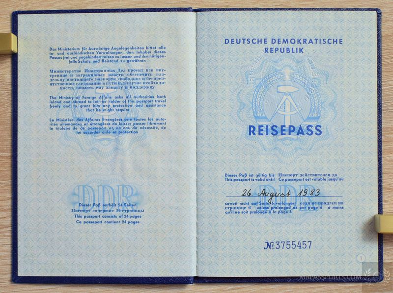 GDR 1973-1983 passport, DDR Reisepass