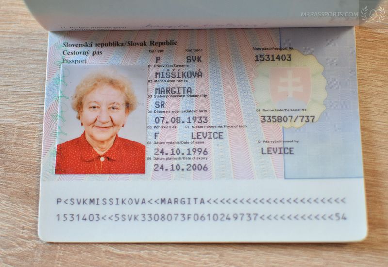 Slovakia, 1996-2006 passport