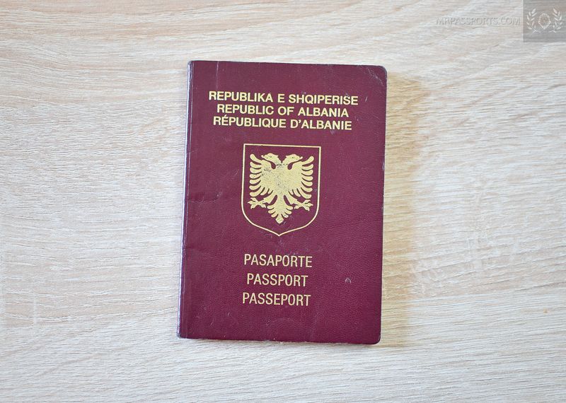 Albania 1996-2001 passport