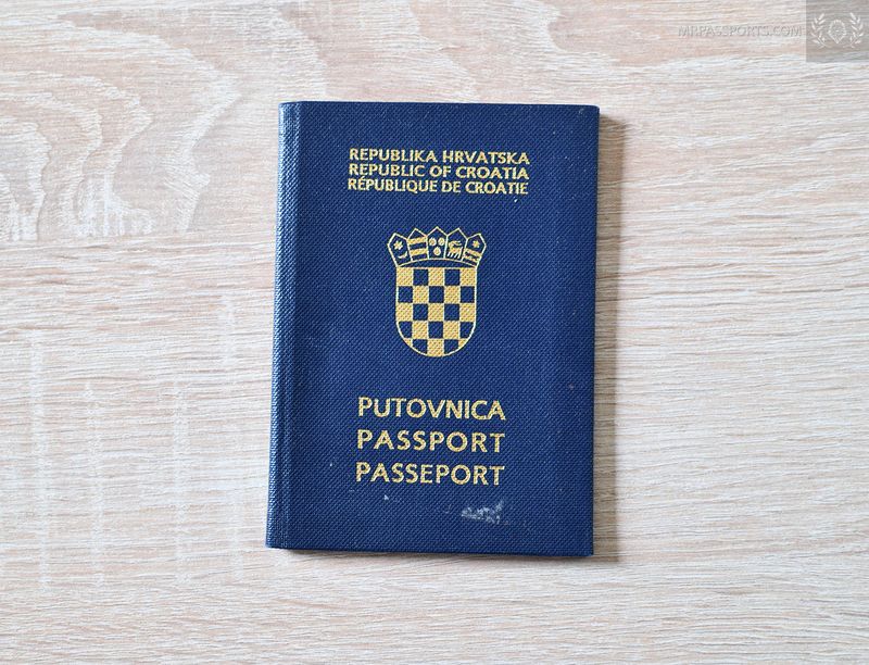 Croatia 1994-1999 passport