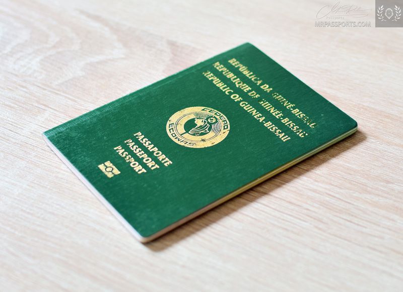 Guinea-Bissau 2016-2021 biometric passport / e-passport, mega rare
