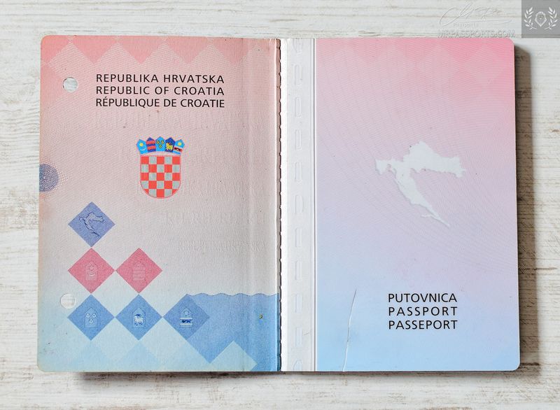 Croatia, 2010-2020 biometric passport / e-passport, given at Sarajevo, BIH