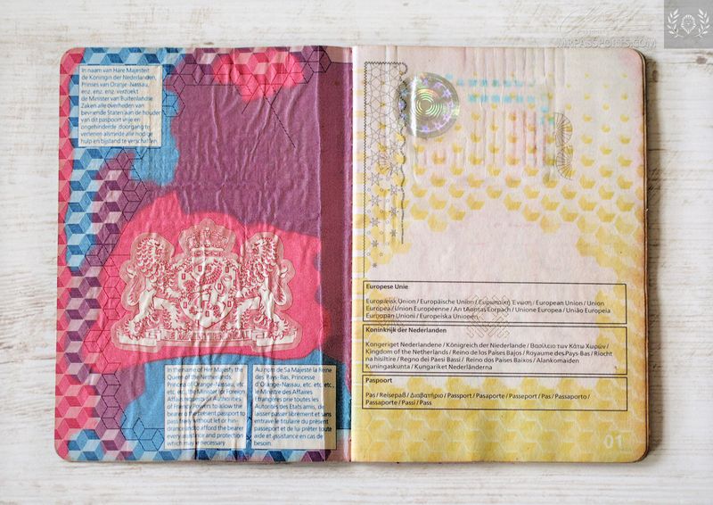 Netherlands, St. Maarten 1997-2002 passport, mega rare and very beautiful