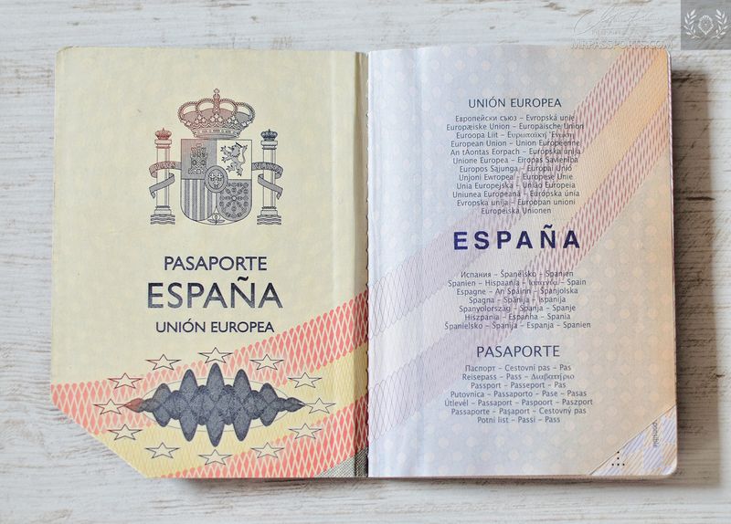 Spain 2015-2017 biometric passport / e-passport