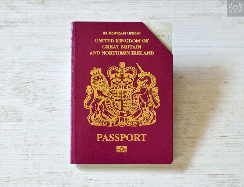UK, 2017 biometric passport / e-passport - Series B