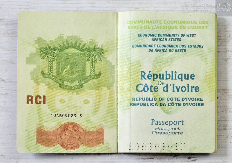 Ivory Coast, 2011-2016 biometric passport / e-passport, mint condition