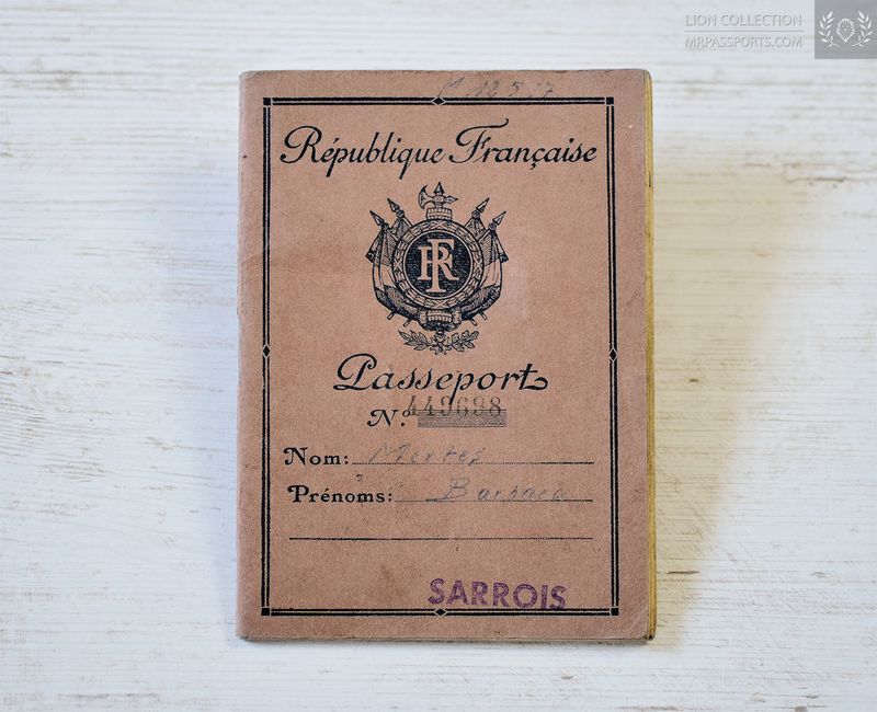 Saar Protectorate. 1953-1957 passport, excellent condition