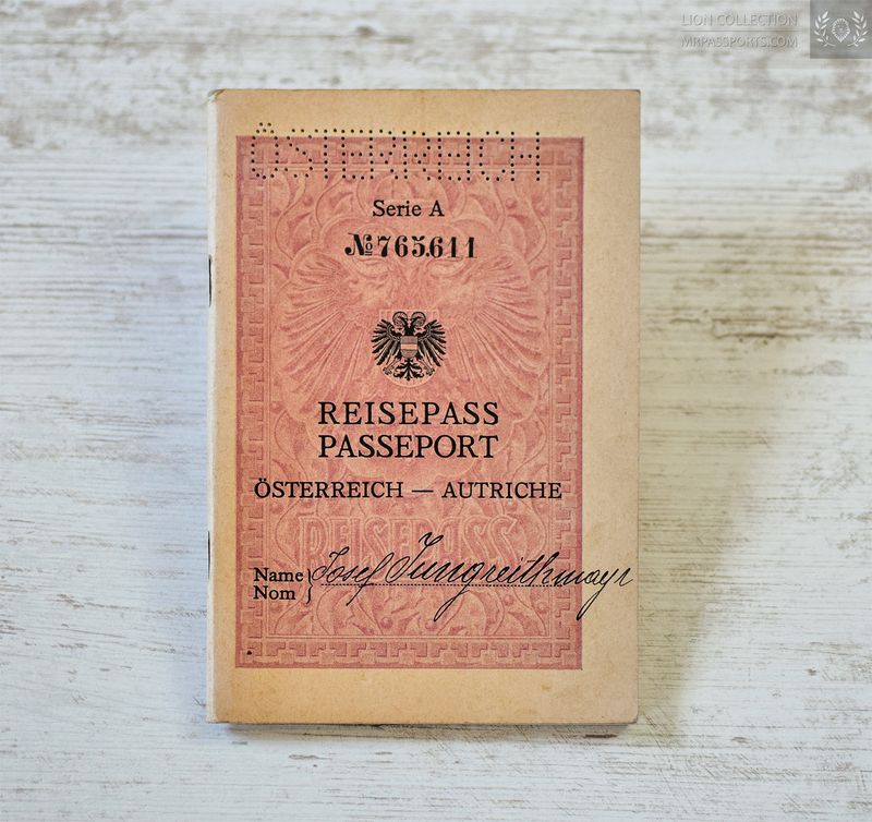 Austria 1936-1938 passport, excellent condition