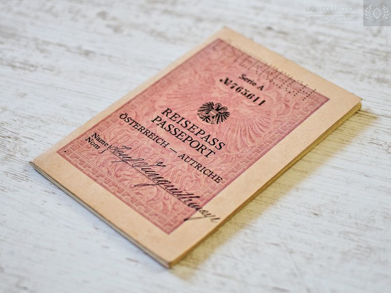 Austria 1936-1938 passport, excellent condition