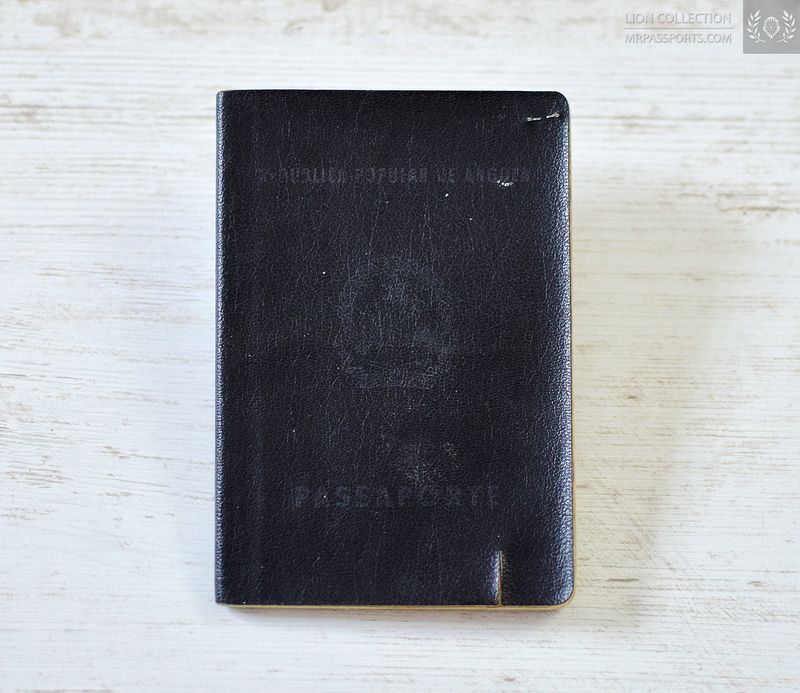 Angola 1987-1999 passport