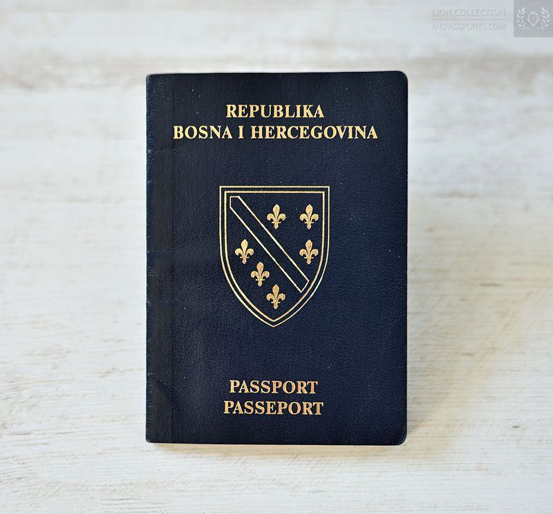 Republic of Bosnia and Herzegovina, 1995-1997 passport, issued in Milan during Bosnian War, full of visas