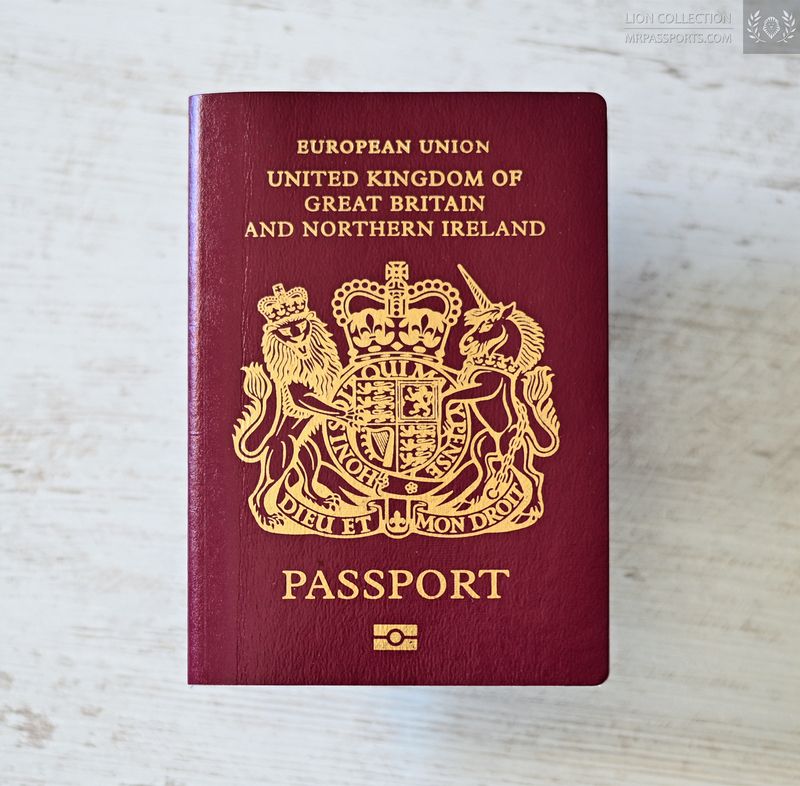 UK, 2007-2018 "Birds" passport