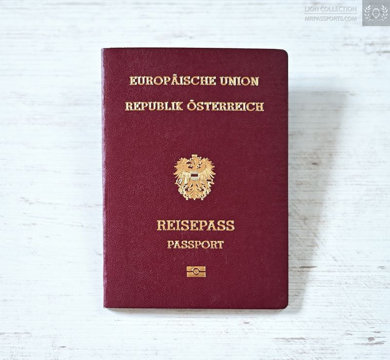 Austria, 2015 biometric passport / e-passport, mint condition