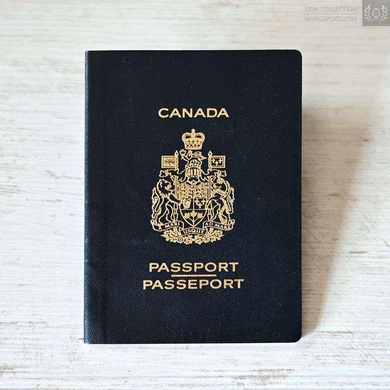 Canada, 2000-2005 passport, issiued in Cairo