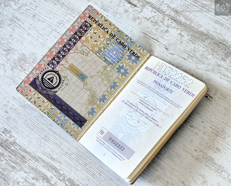 Cape Verde, 1999-2004 passport, excellent condition