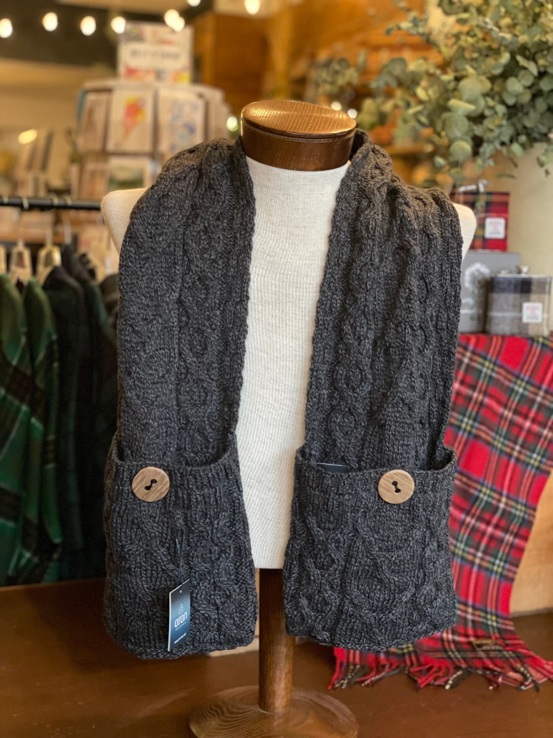 Moy Aran Pocket Scarf