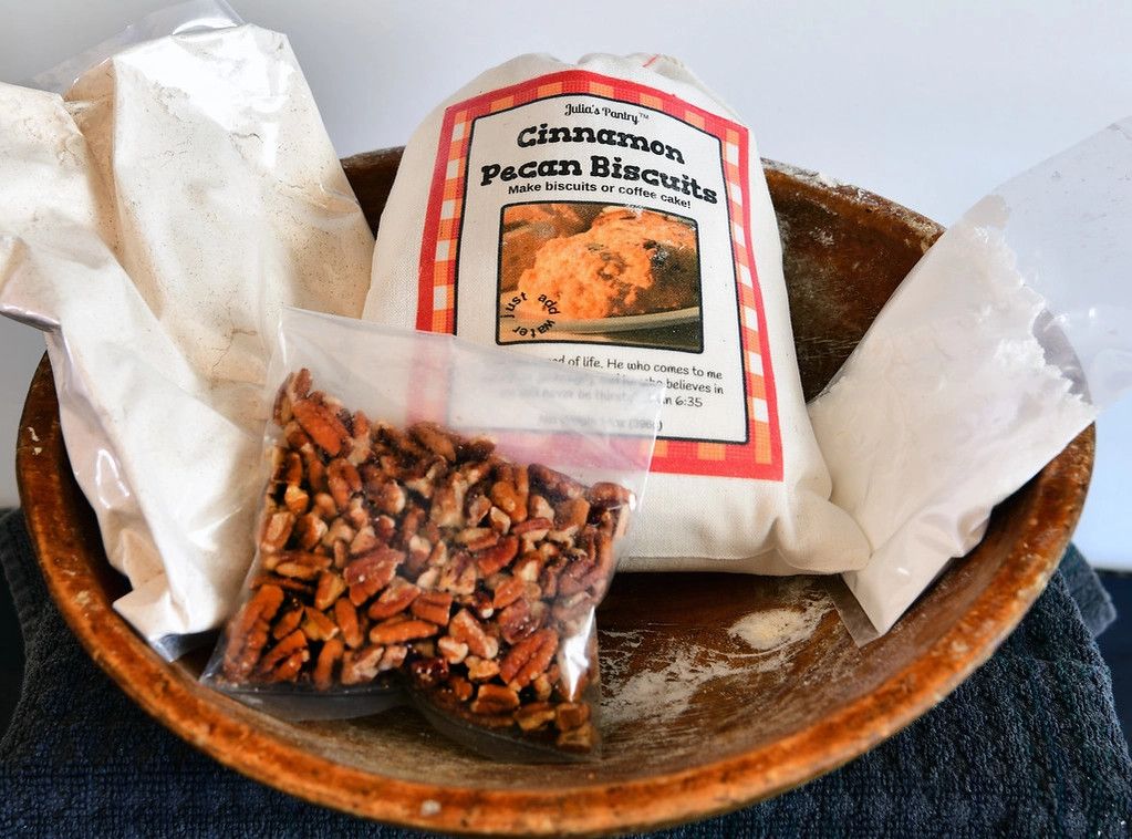 Southern Drop Biscuits, Cinnamon Pecan