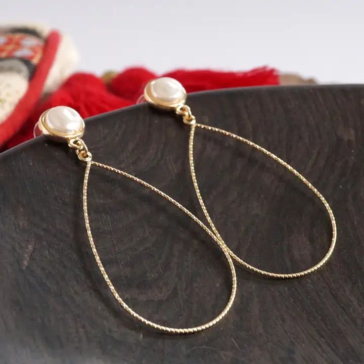 Teardrop with A Pearl Dangle Earrings, Gold