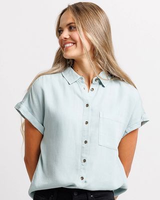 Short Sleeve Button Down Collared Shirt