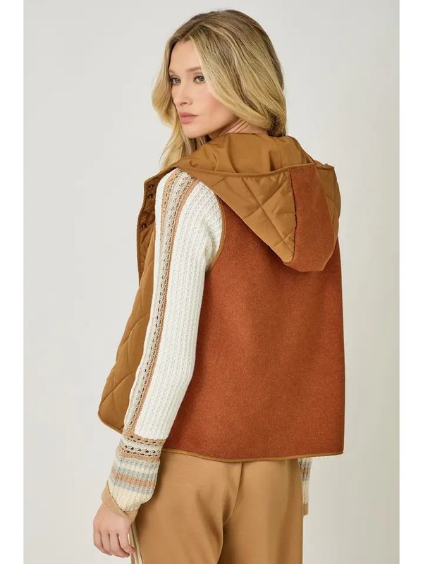 Quilted Puffer Hoodie Vest