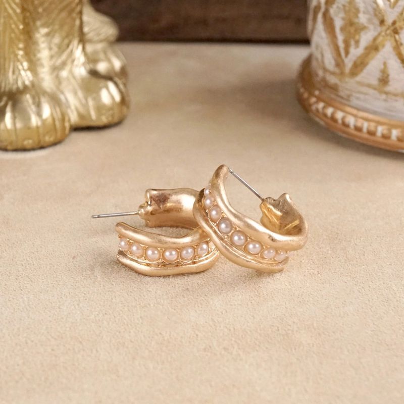 Minimalist Hoops/Faux Pearl/Brushed Gold