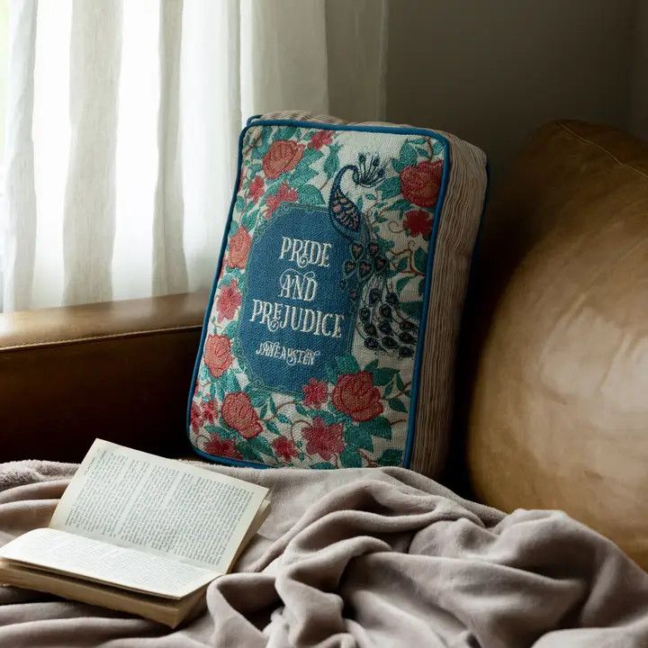 Book Pillow, Pride and Prejudice