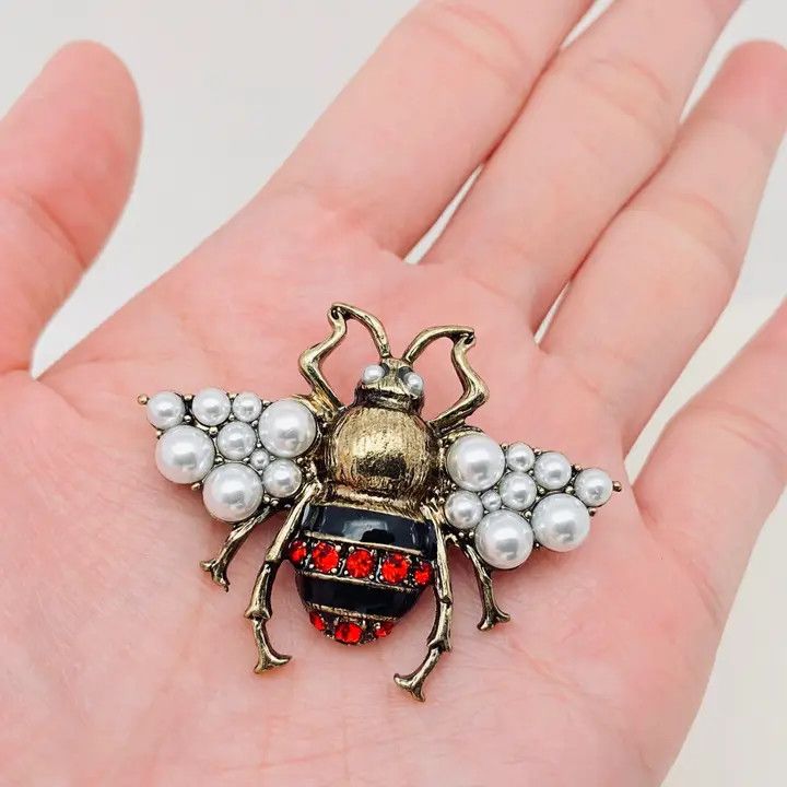 Vintage Bee Brooch
