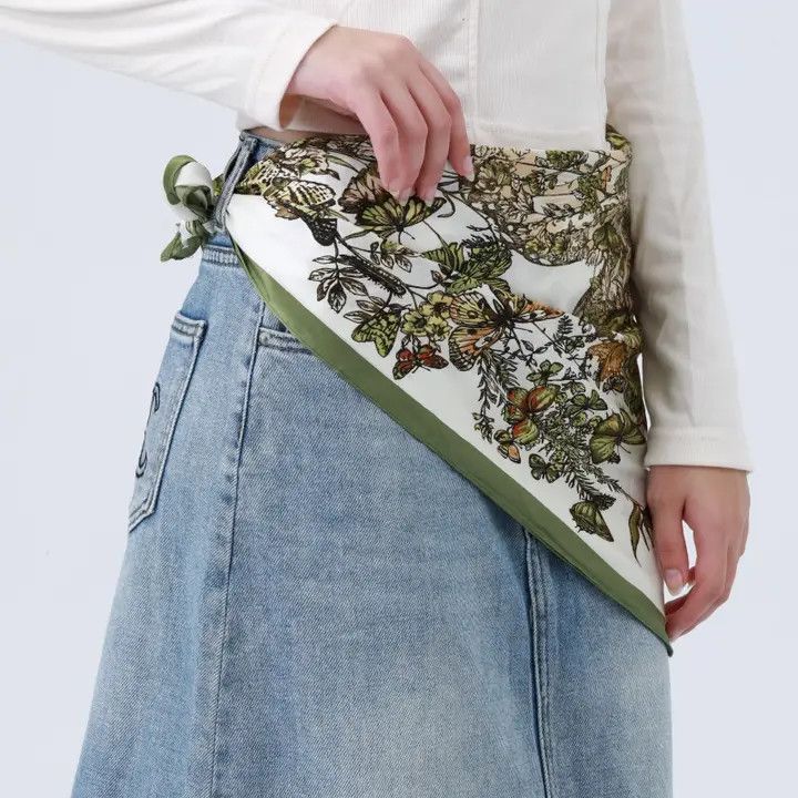 Floral Butterfly Silk Bandana – Elegant Nature Style