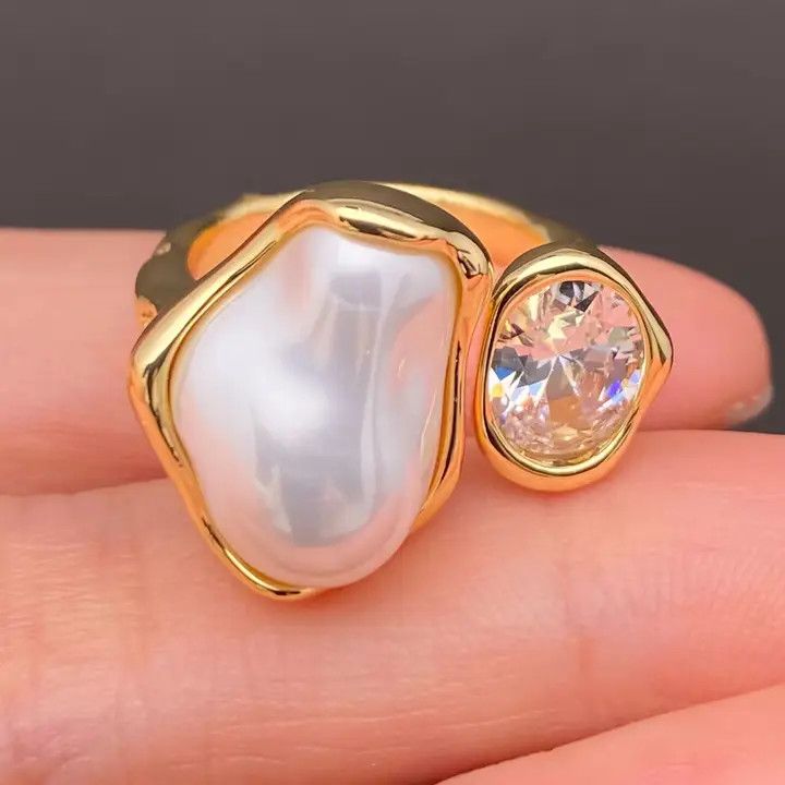 Sparkling Zircon &amp; Baroque Pearl Inlaid 14K Gold-Plated Ring, Gold