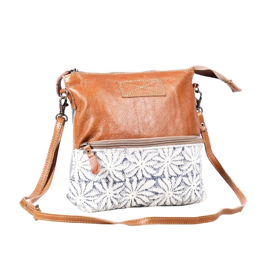 Itsy Bitsy Small &amp; Crossbody Bag