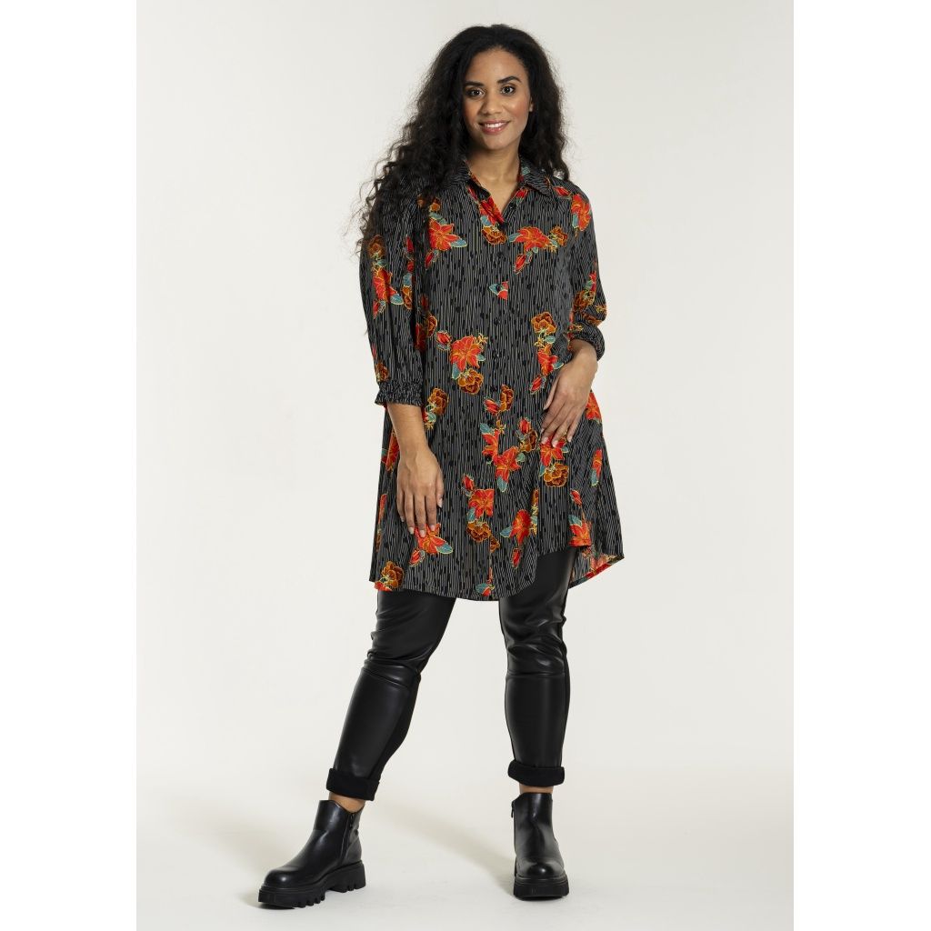 SEmelie shirt red flower