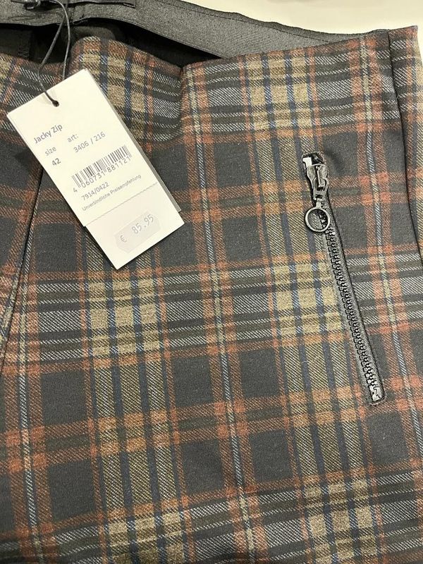 Jacky Zip 3406/216