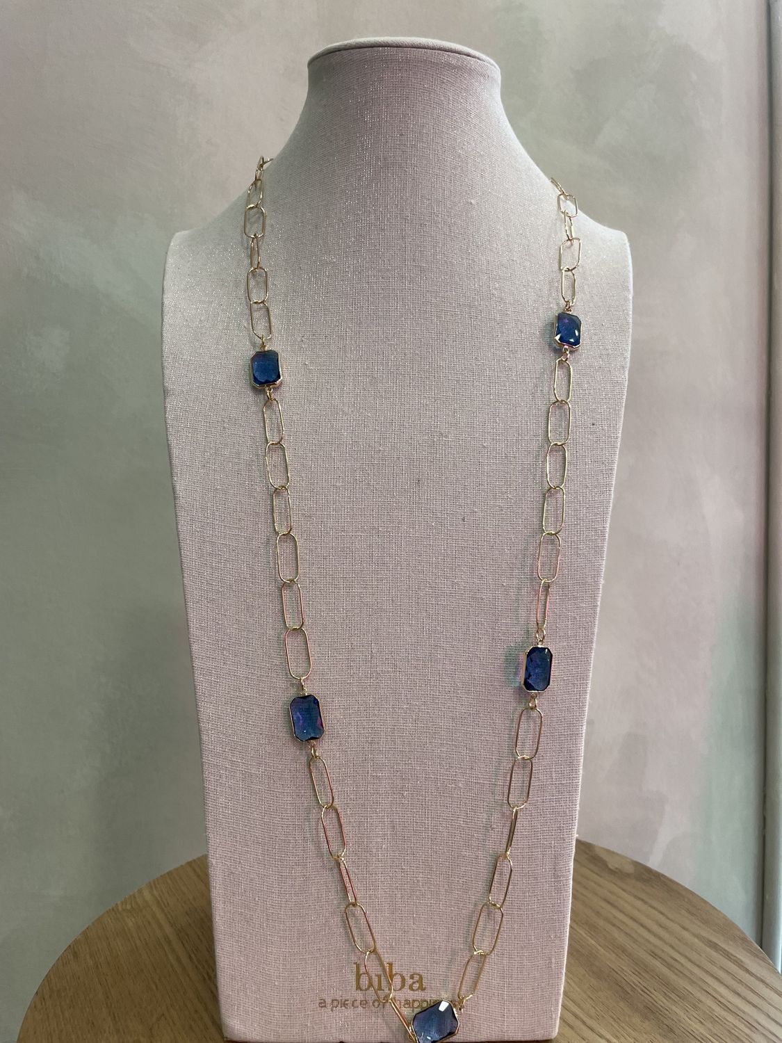 lang fijn goudkleurig collier