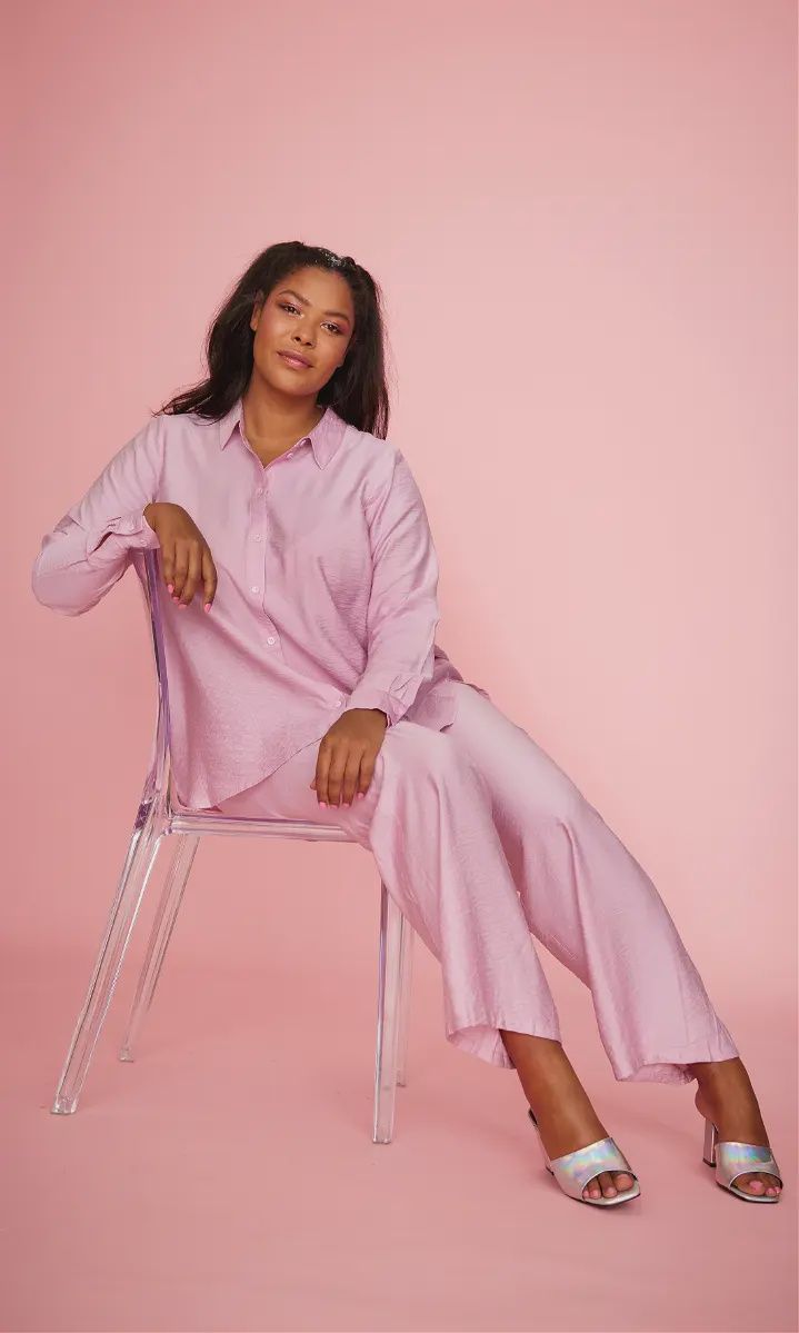 Tuesday 22 pants pink