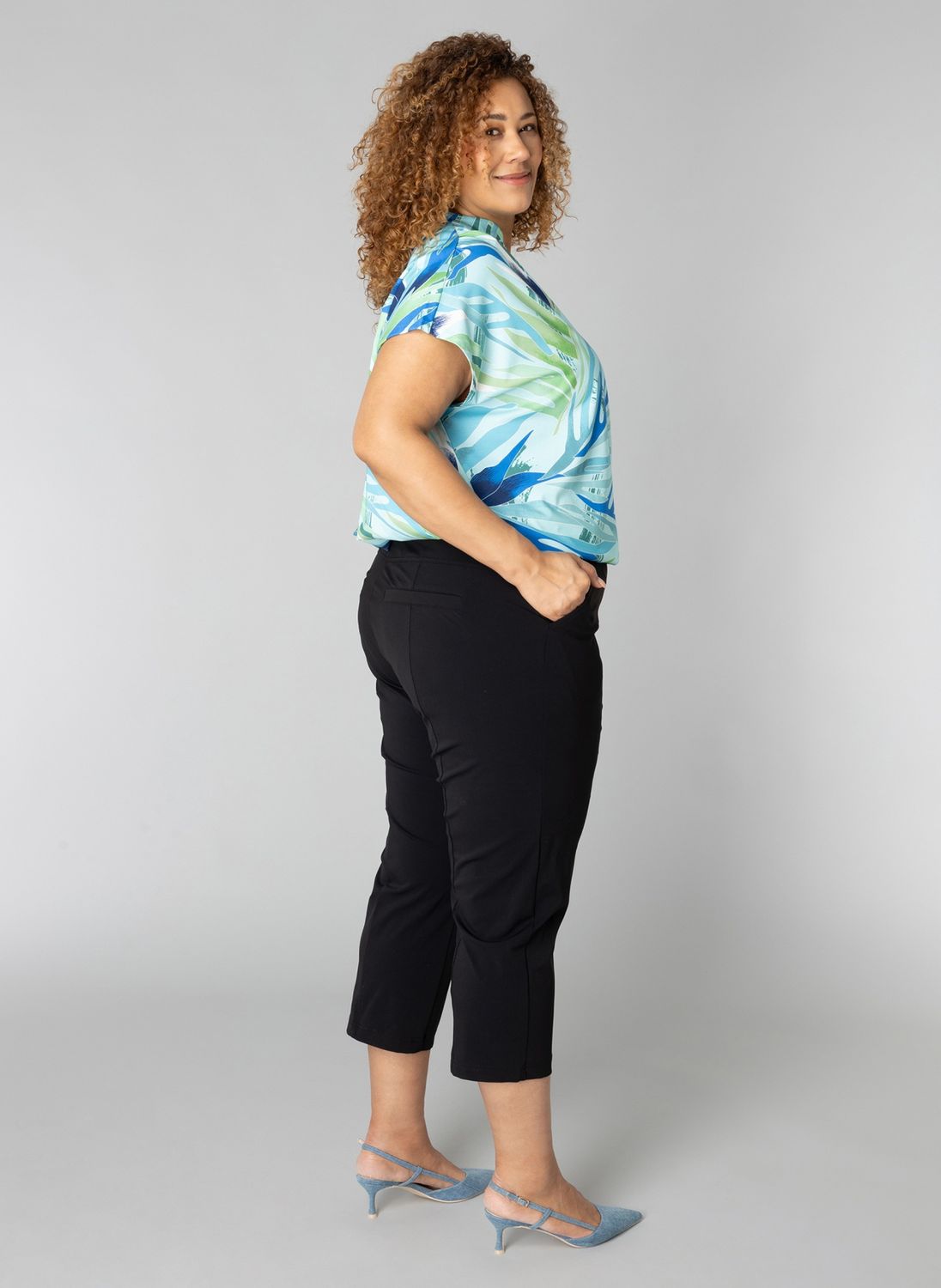 9000542 Broek zwart