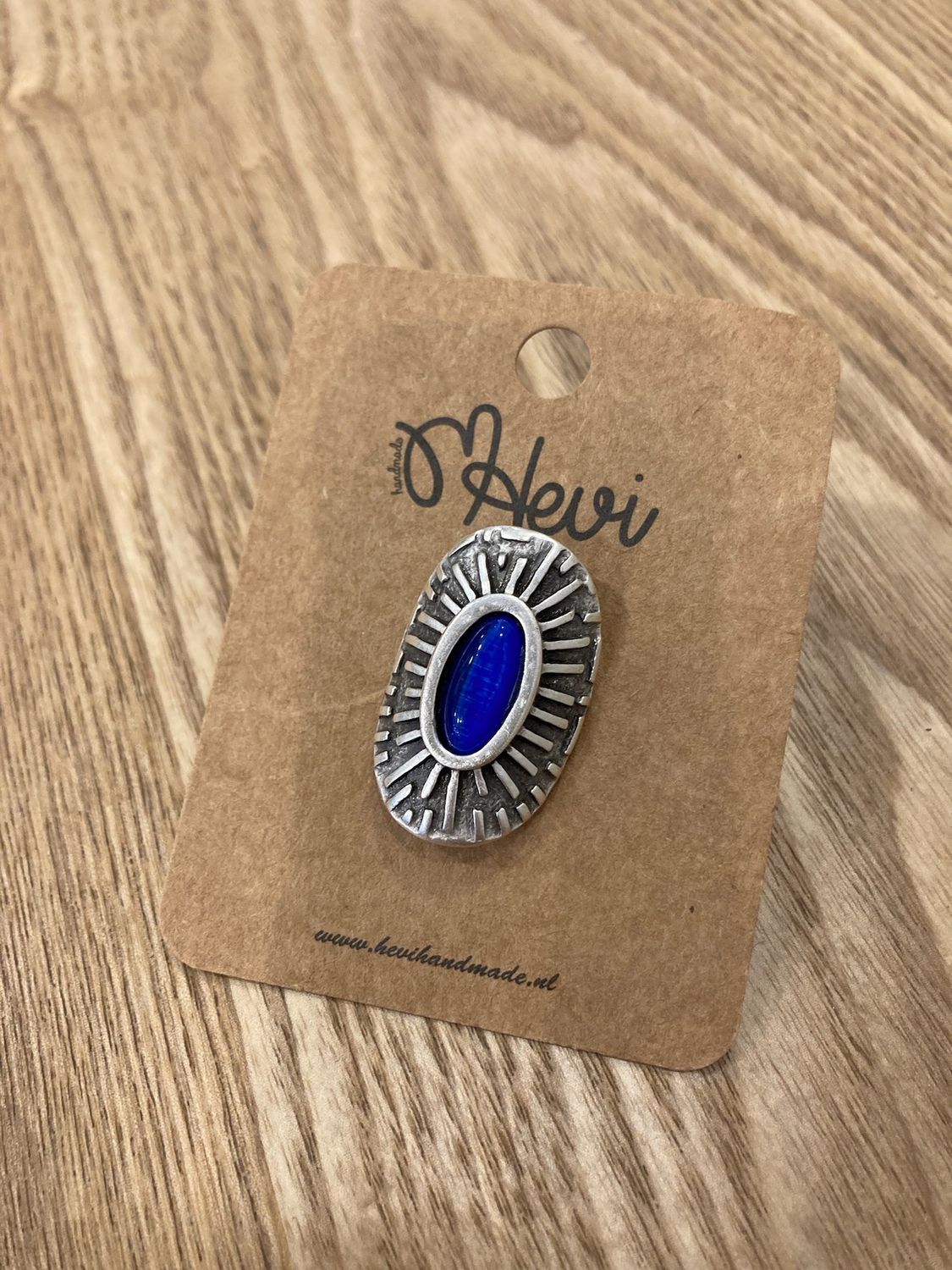 Ring ovaal met blauwe steen