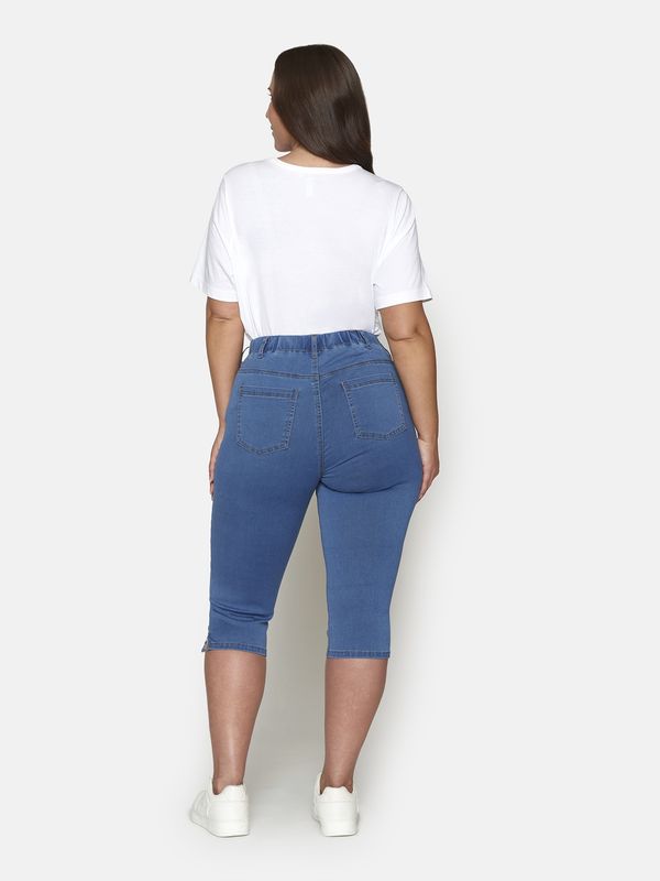 Sofia jeans capri