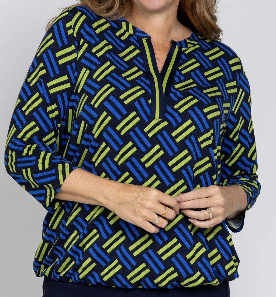 Modern view - Shirt met V-hals 439
