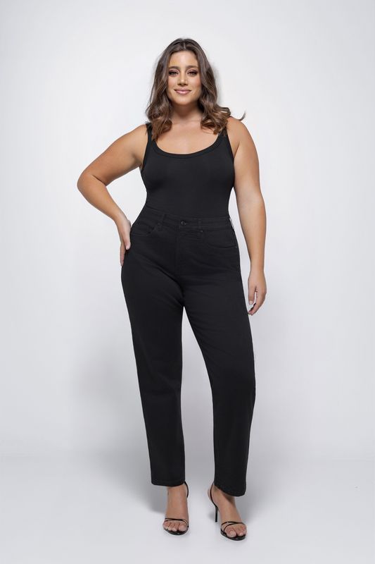 GIGI Empire Black - Mom