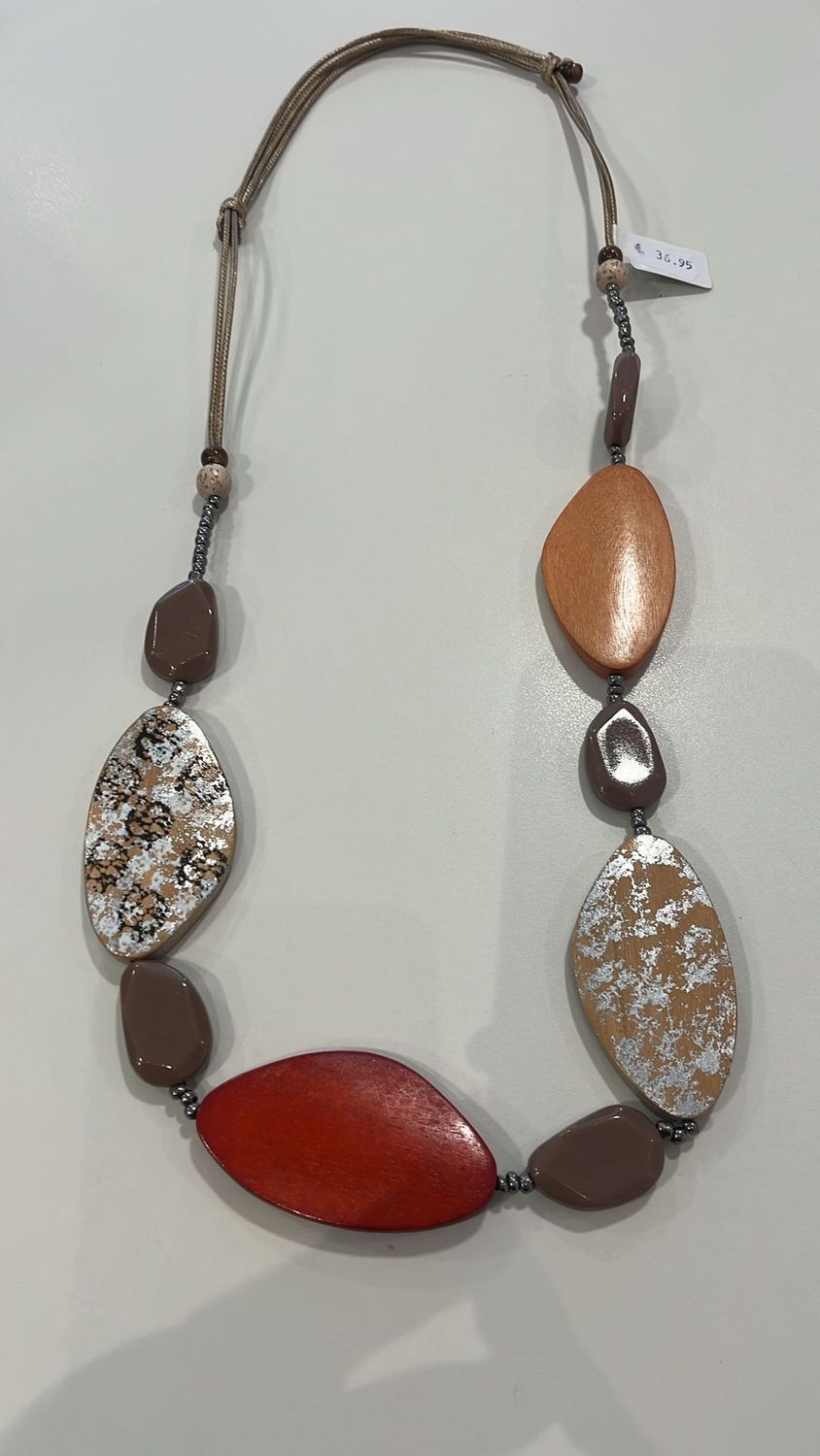 lang houten collier naturel tinten