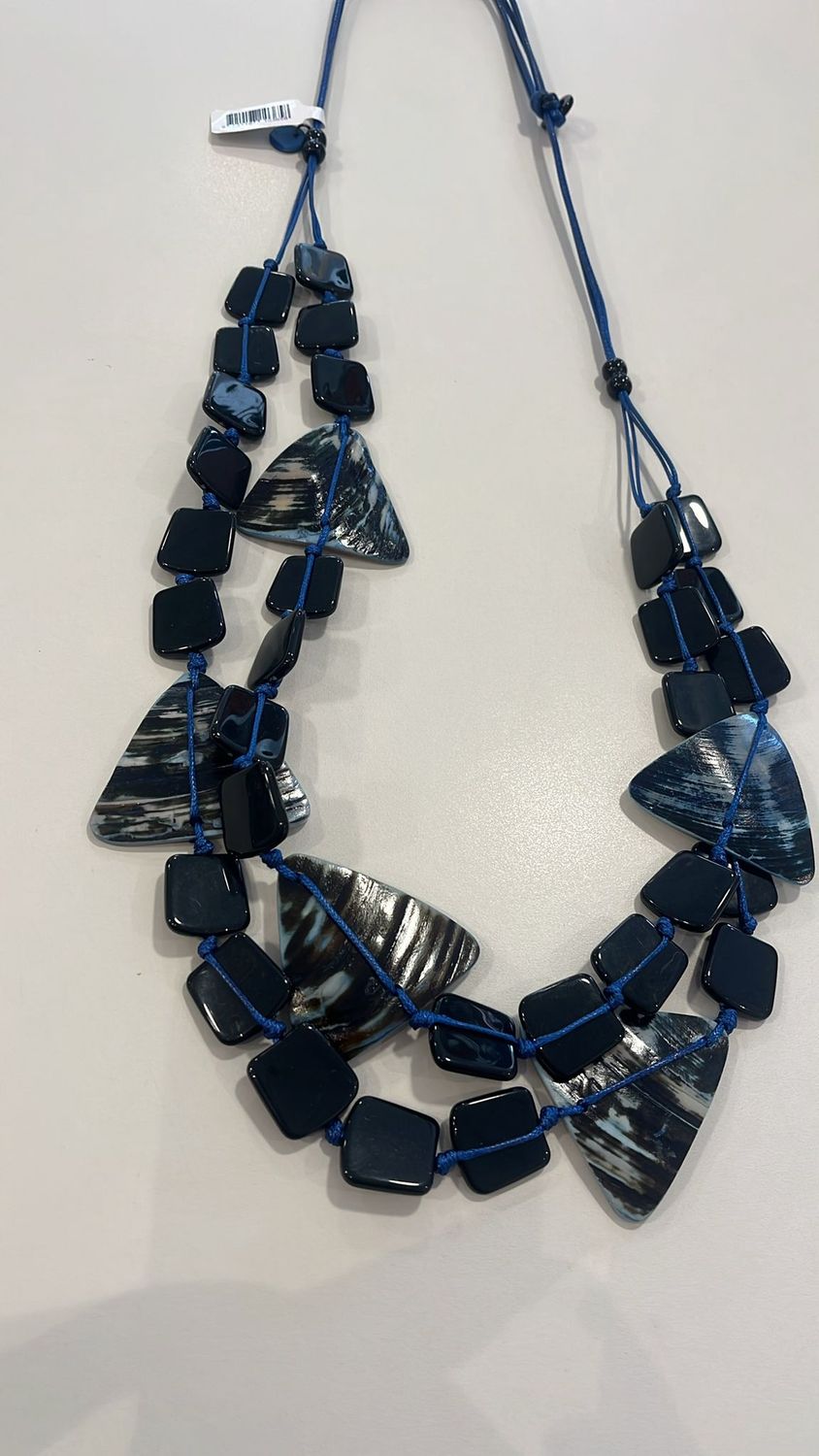 lang d blauw collier met schelp