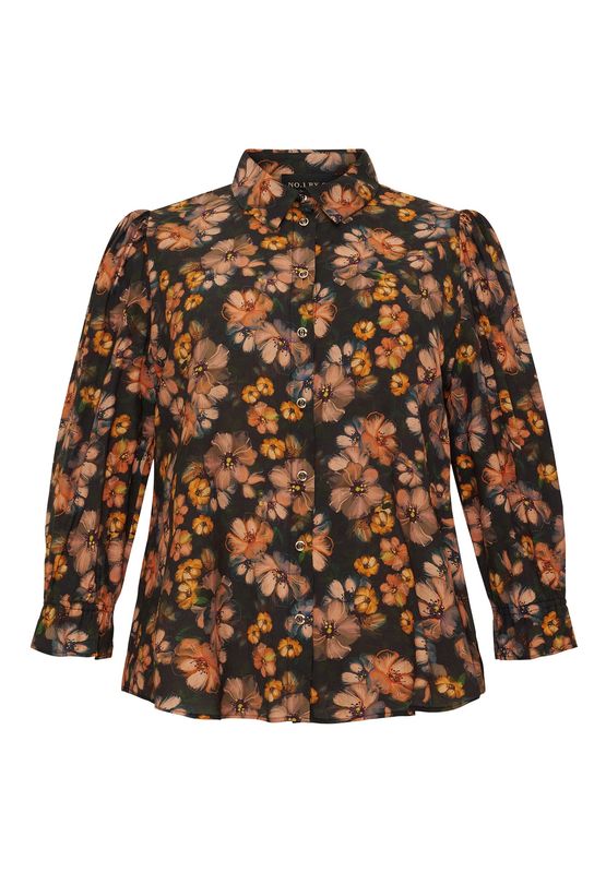 Shirt w 3/4 sleeves and flair cuff edge