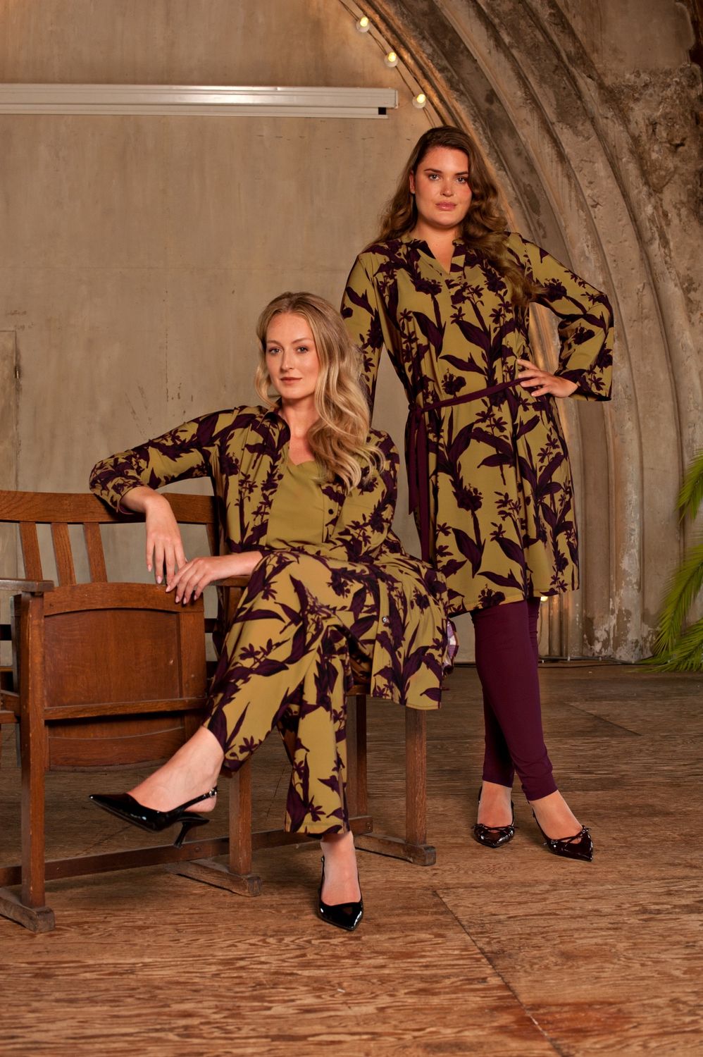Blouse Long LS Elegant Floral