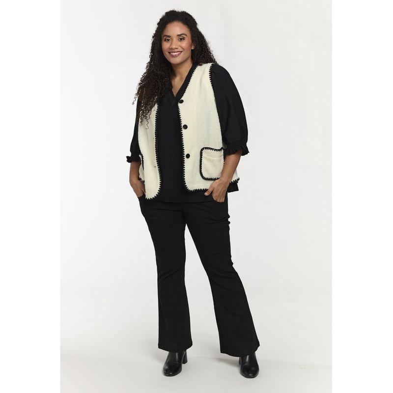 SElina Vest Off-white with black