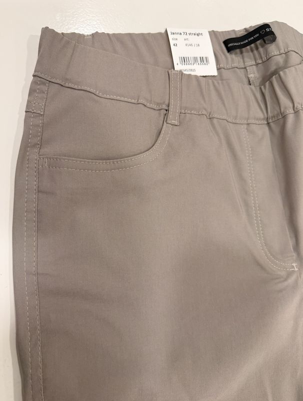 Janna 58 4146 Taupe 18